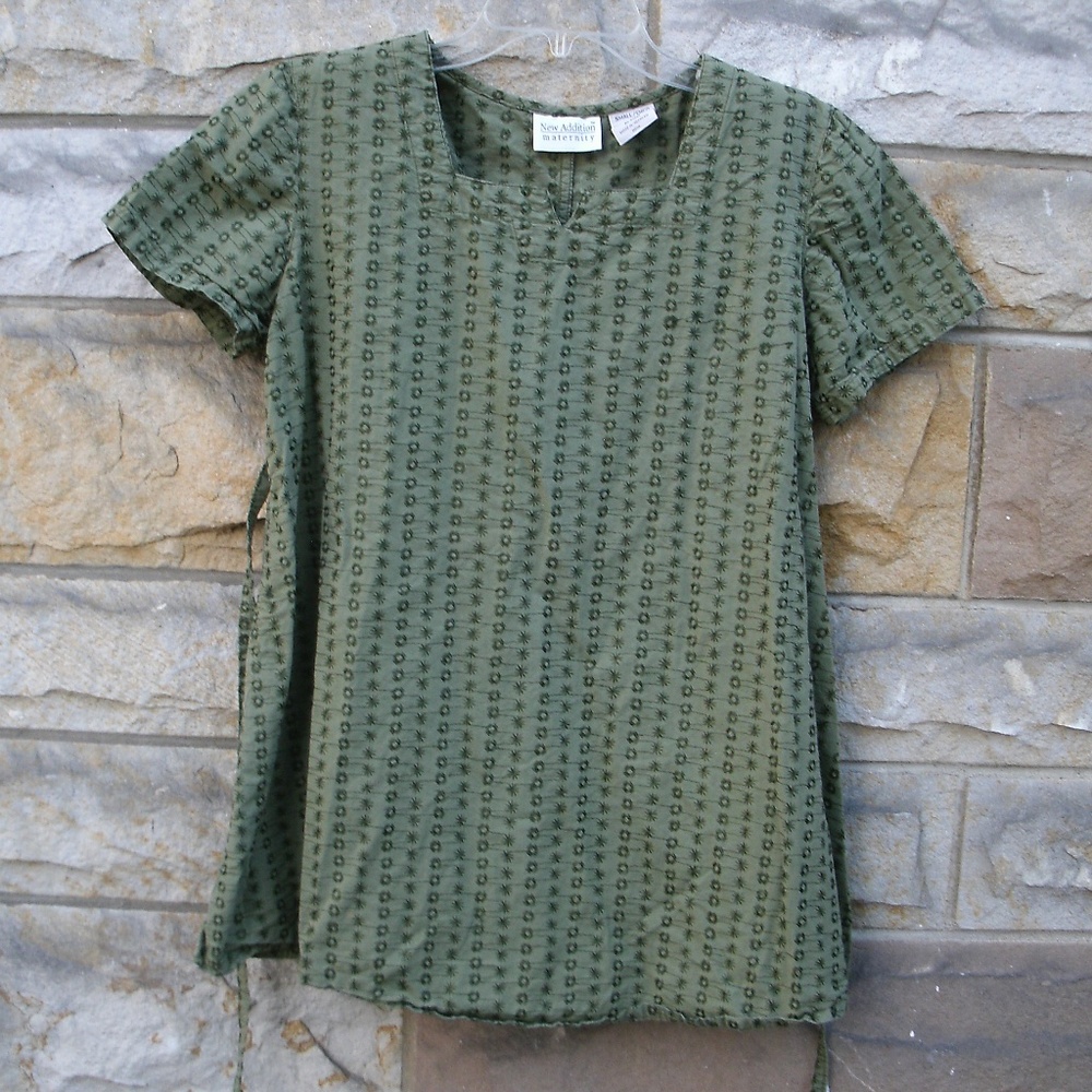 Embroidered Design Maternity Top Size S